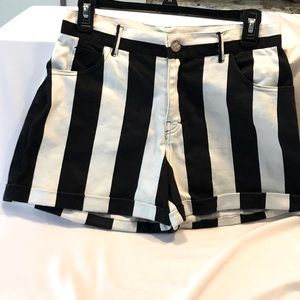 Motel Rocks Black and White Vertical Stripe Denim Shorts Size Teen M